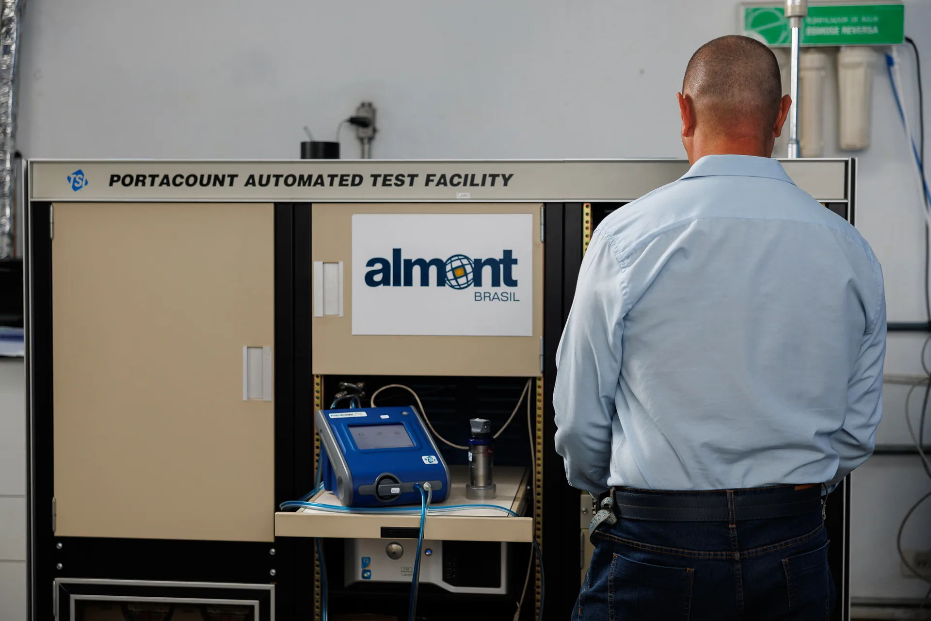 Nossa História: Almont Lab